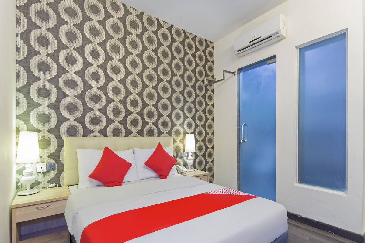 Kamar Superior | Meja kerja, setrika/meja setrika, dan Wi-Fi gratis