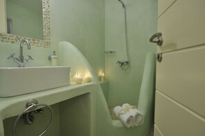 Bathroom | Shower, hair dryer, bathrobes, slippers - Villa Isabella Studios & Suites (Paros)