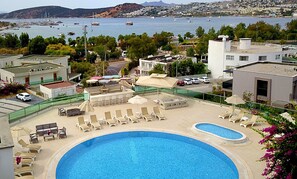 Apartamento, 2 habitaciones, vistas al mar | Terraza o patio