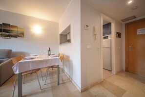 Dining - Apartamentos Turísticos Marsol (Castelldefels)