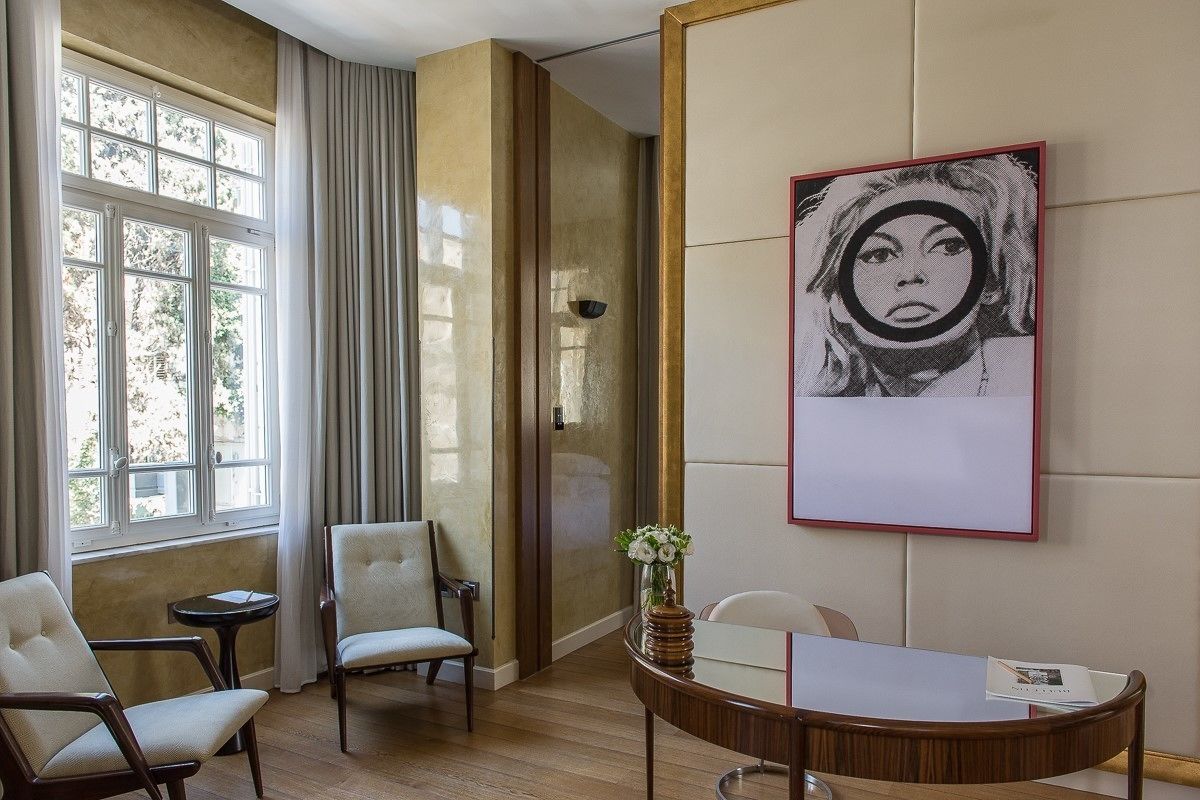 premium bedding, minibar, in-room safe, individually decorated