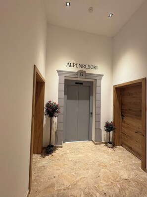 Interior - Alpenresort Panorama (Oberperfuss)