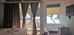 Deluxe Seaview | In-room safe, free WiFi, bed sheets - DiveGurus Boracay Beach Resort (Boracay Island)