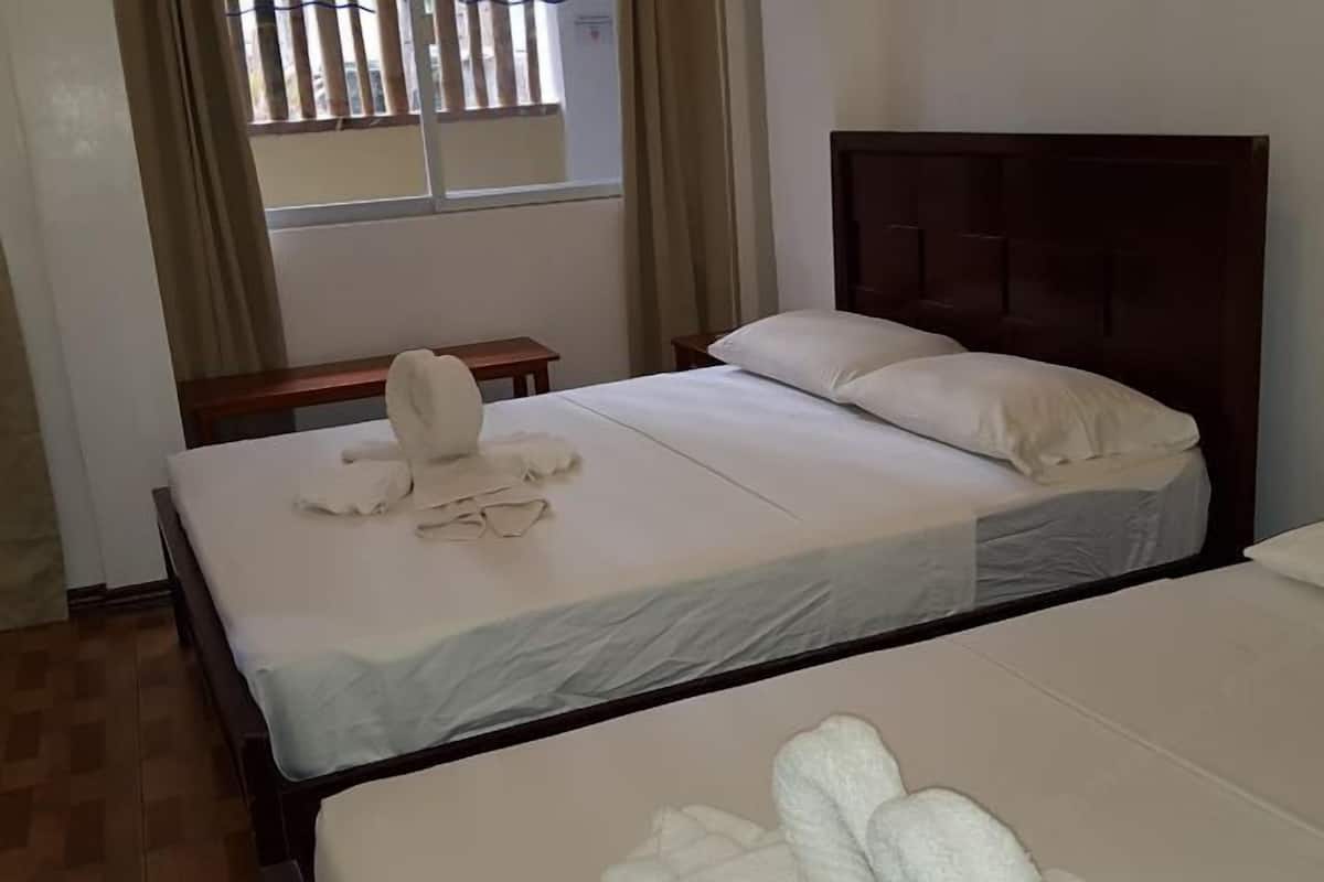 Caja de seguridad en la habitación, wifi gratis y ropa de cama