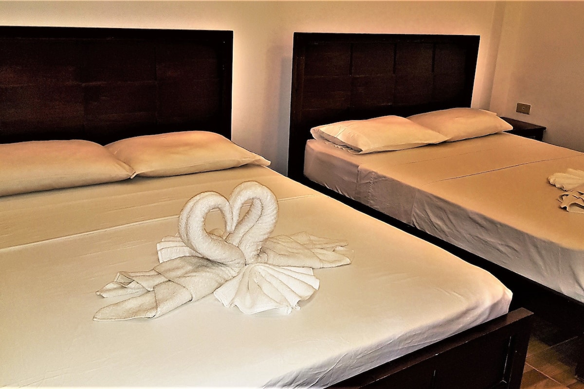 basic room, 2 queen beds | 1 bedroom, in-room safe, free wifi, bed sheets