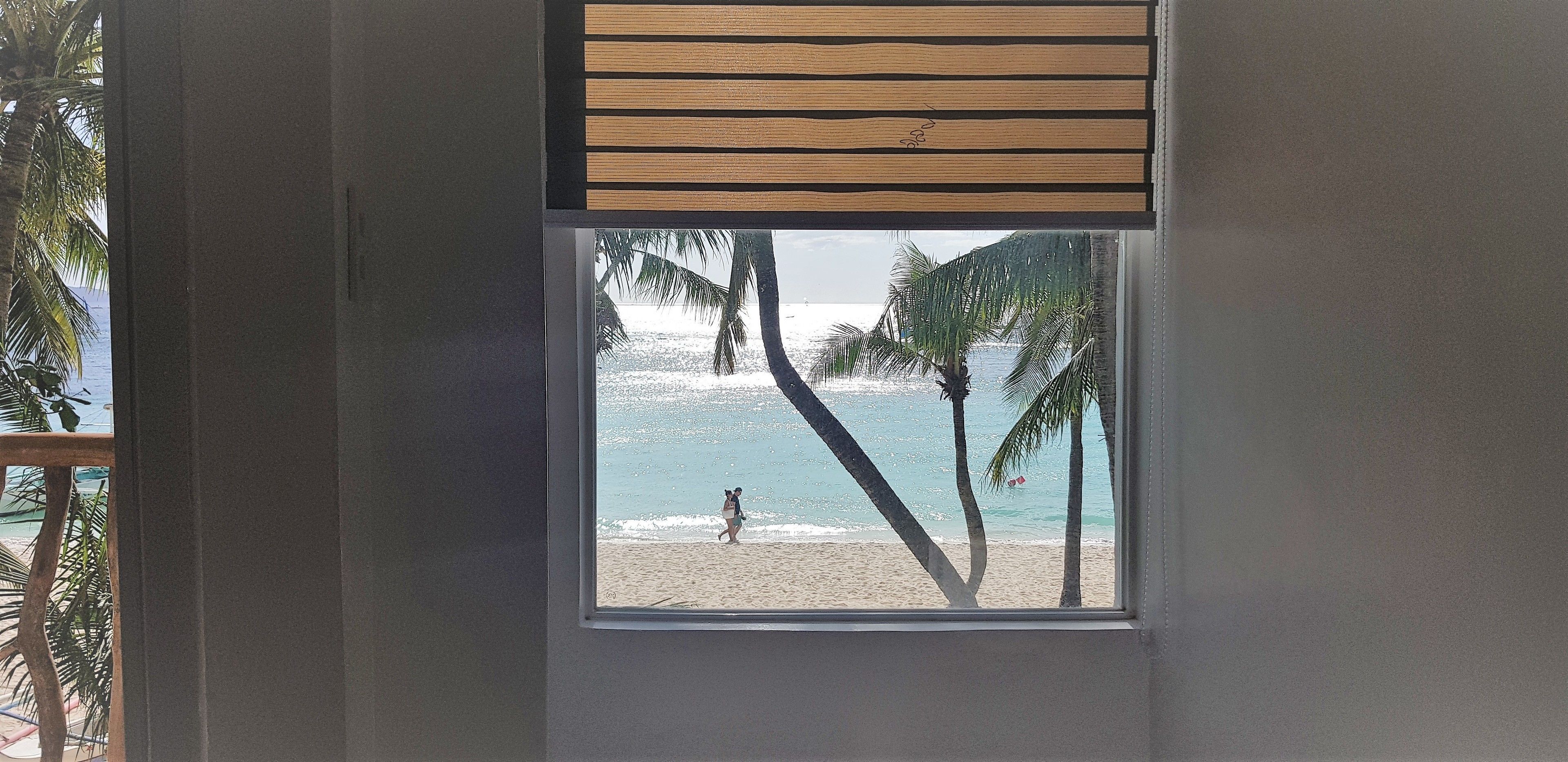 Deluxe Seaview | In-room safe, free WiFi, bed sheets