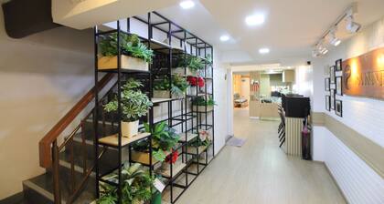 Pannee Lodge Khaosan (SHA Plus)