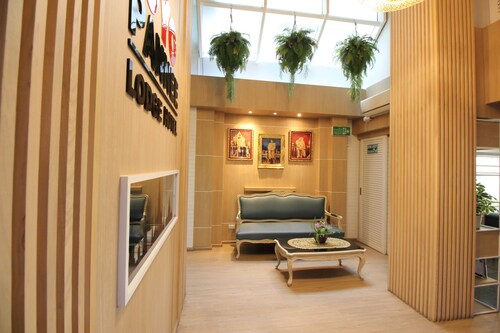 Pannee Lodge Khaosan (SHA Plus)