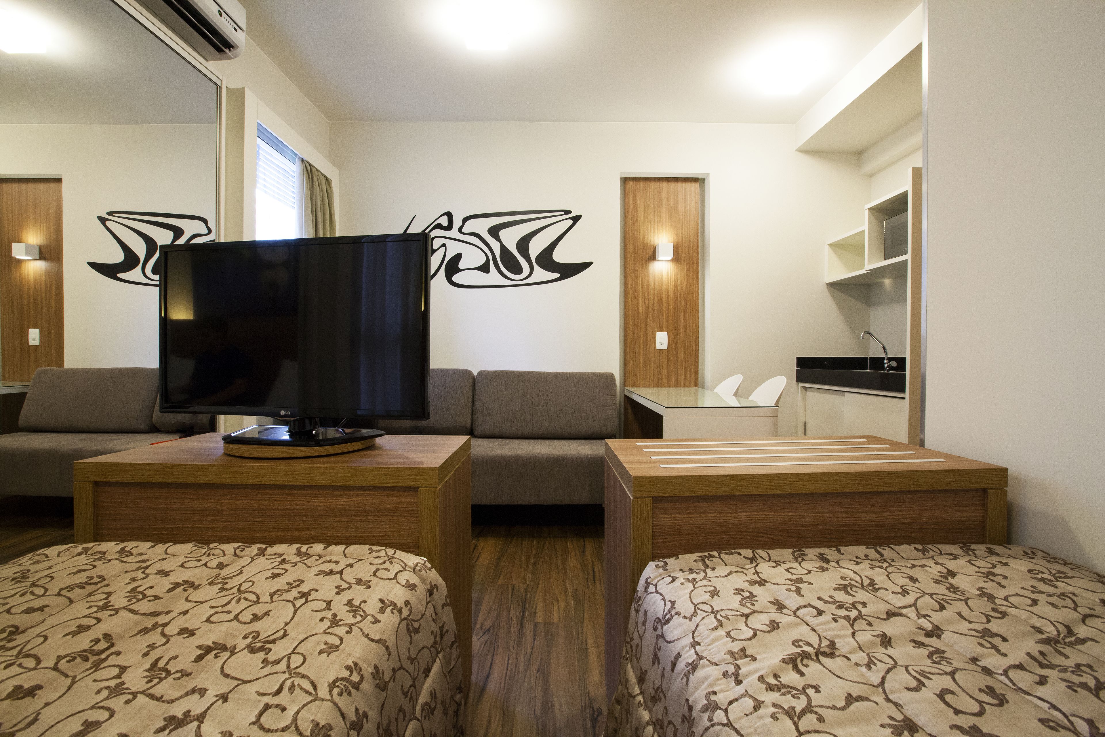 1 bedroom, minibar, in-room safe, individually decorated