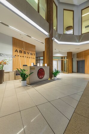 Reception - Absynt Apartments Old Town Deluxe (Wroclaw)