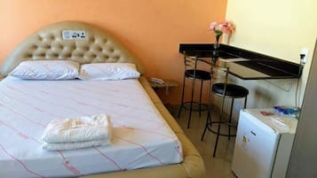 3 bedrooms, minibar, desk, free WiFi