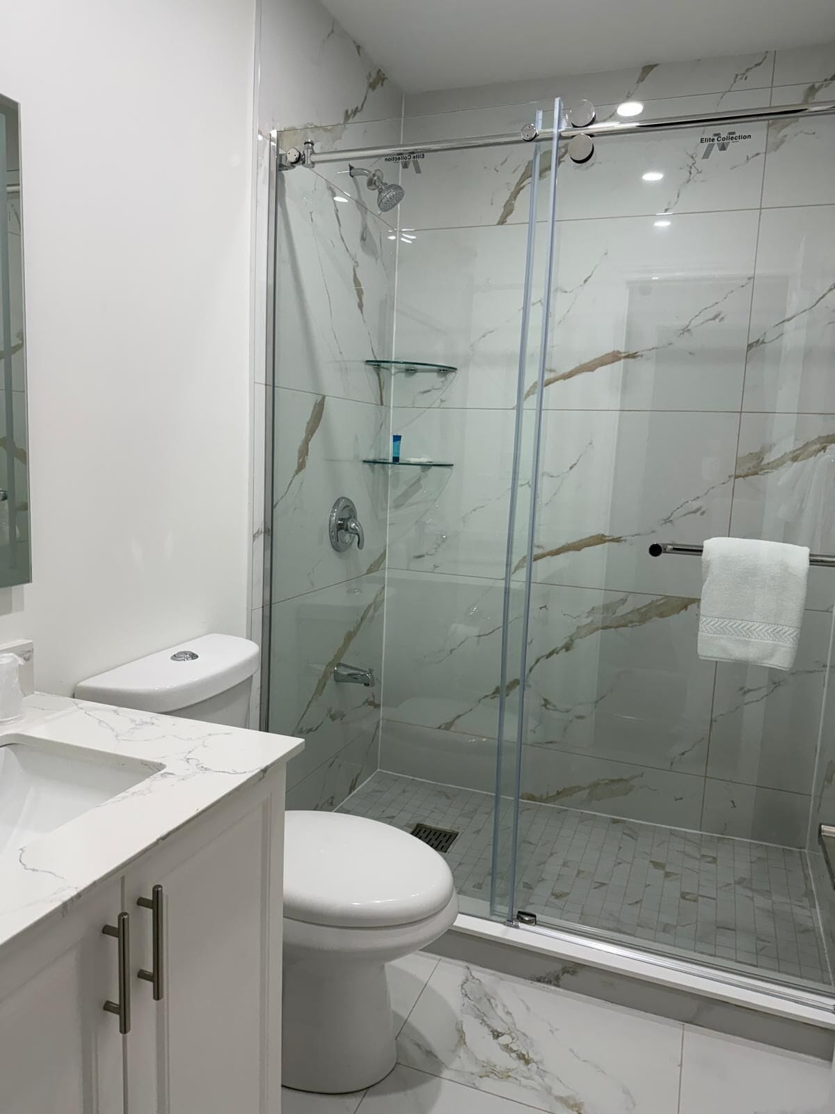 Photo - NU Hotel Toronto Airport