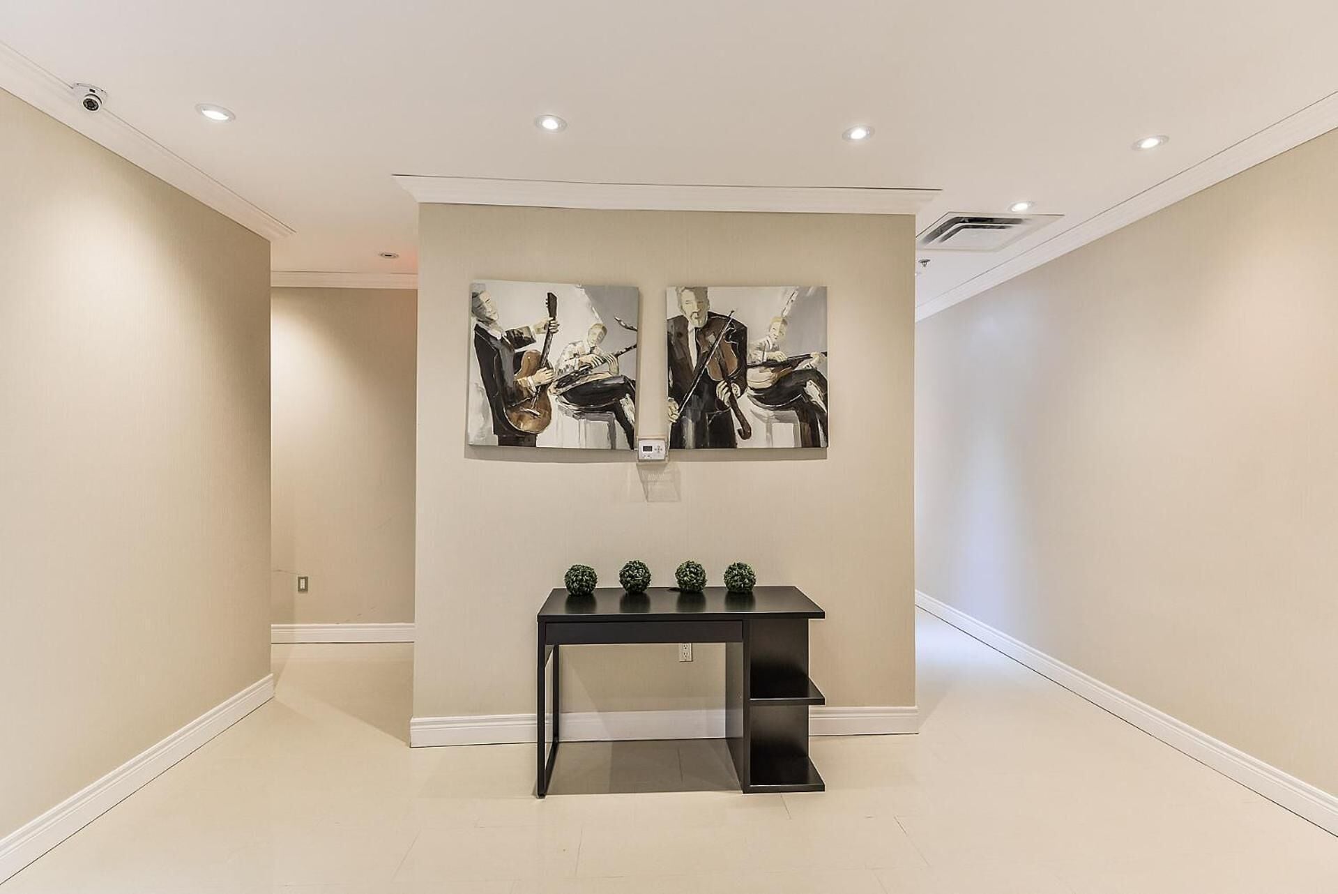 Photo - NU Hotel Toronto Airport