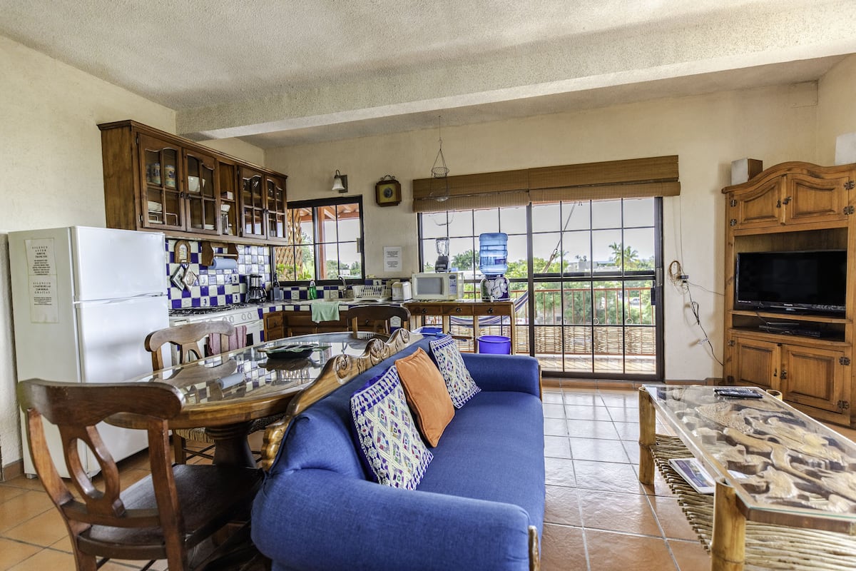 suite | living room | tv