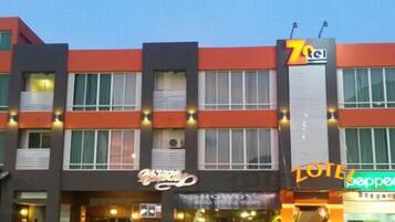 Front of property – evening/night