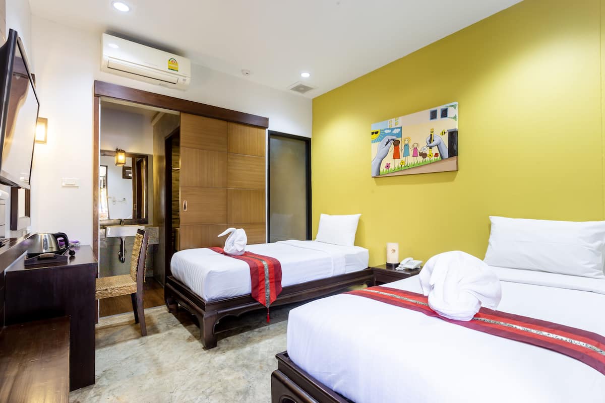 Premium bedding, desk, free WiFi, bed sheets
