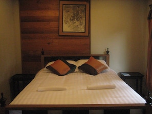Quarto casal | Individualmente mobiliados, Wi-Fi de cortesia