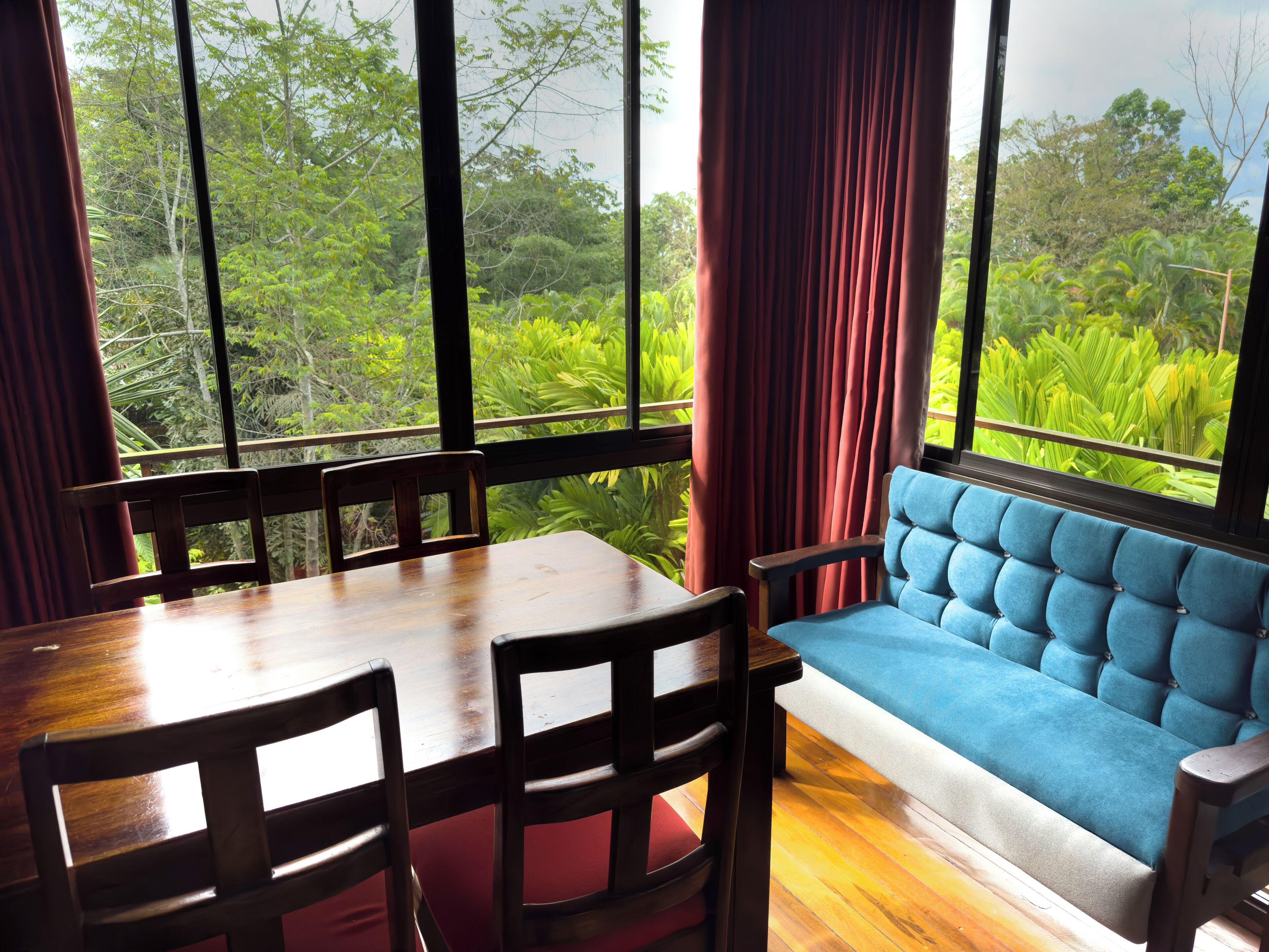 Deluxe Treehouse | Wi-Fi de cortesia, roupa de cama, acesso para cadeiras de rodas