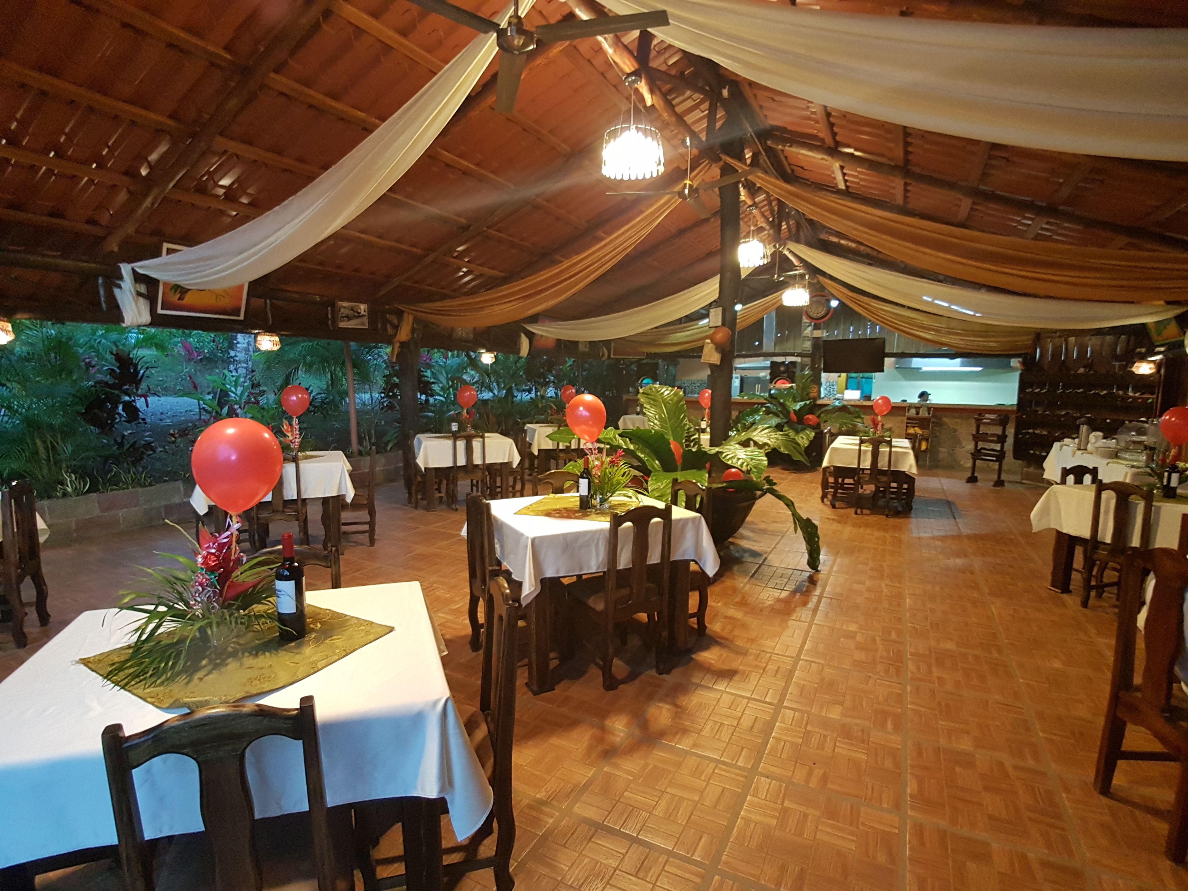 breakfast and dinner served, regional cuisine