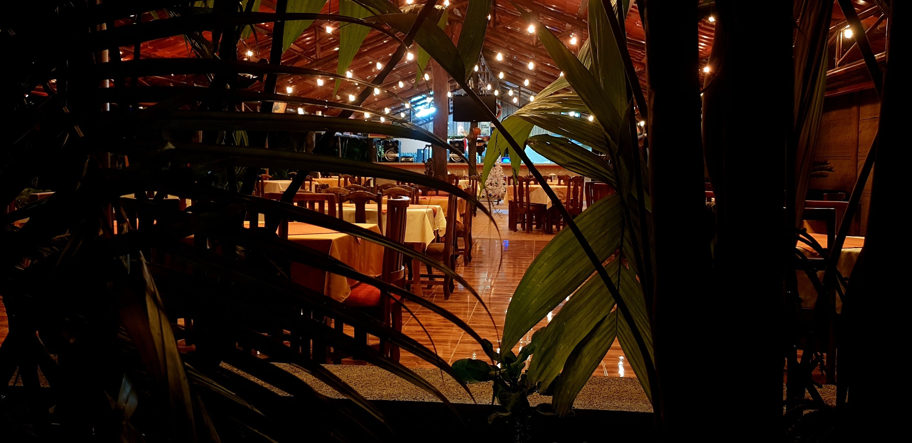 breakfast and dinner served, regional cuisine