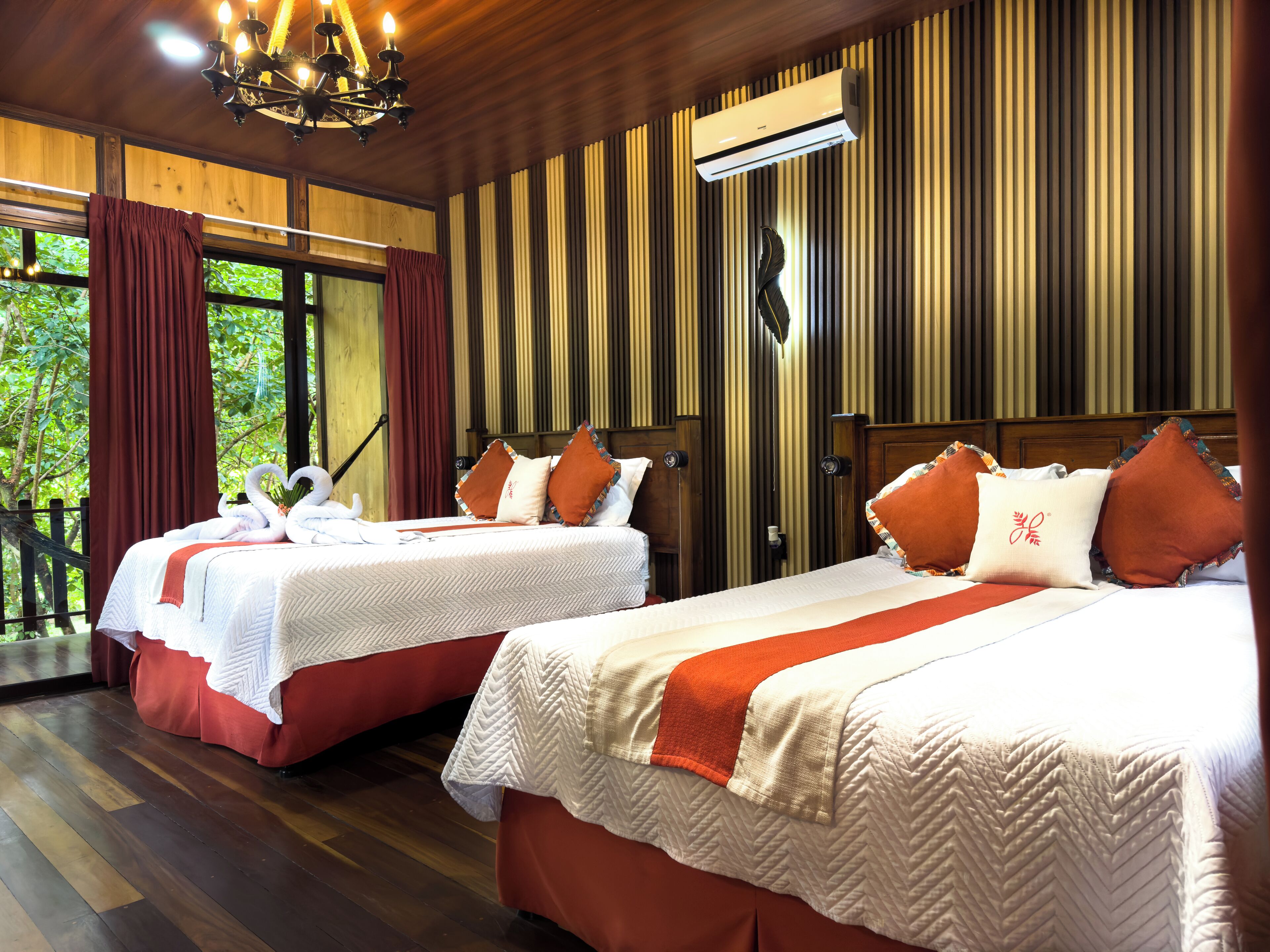 Deluxe Bungalow | Wifi gratis, ropa de cama y acceso para silla de ruedas 