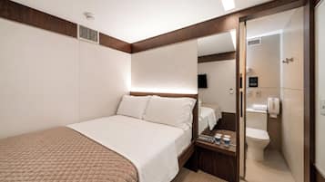 Superior Double Room | Hypo-allergenic bedding, free WiFi, bed sheets