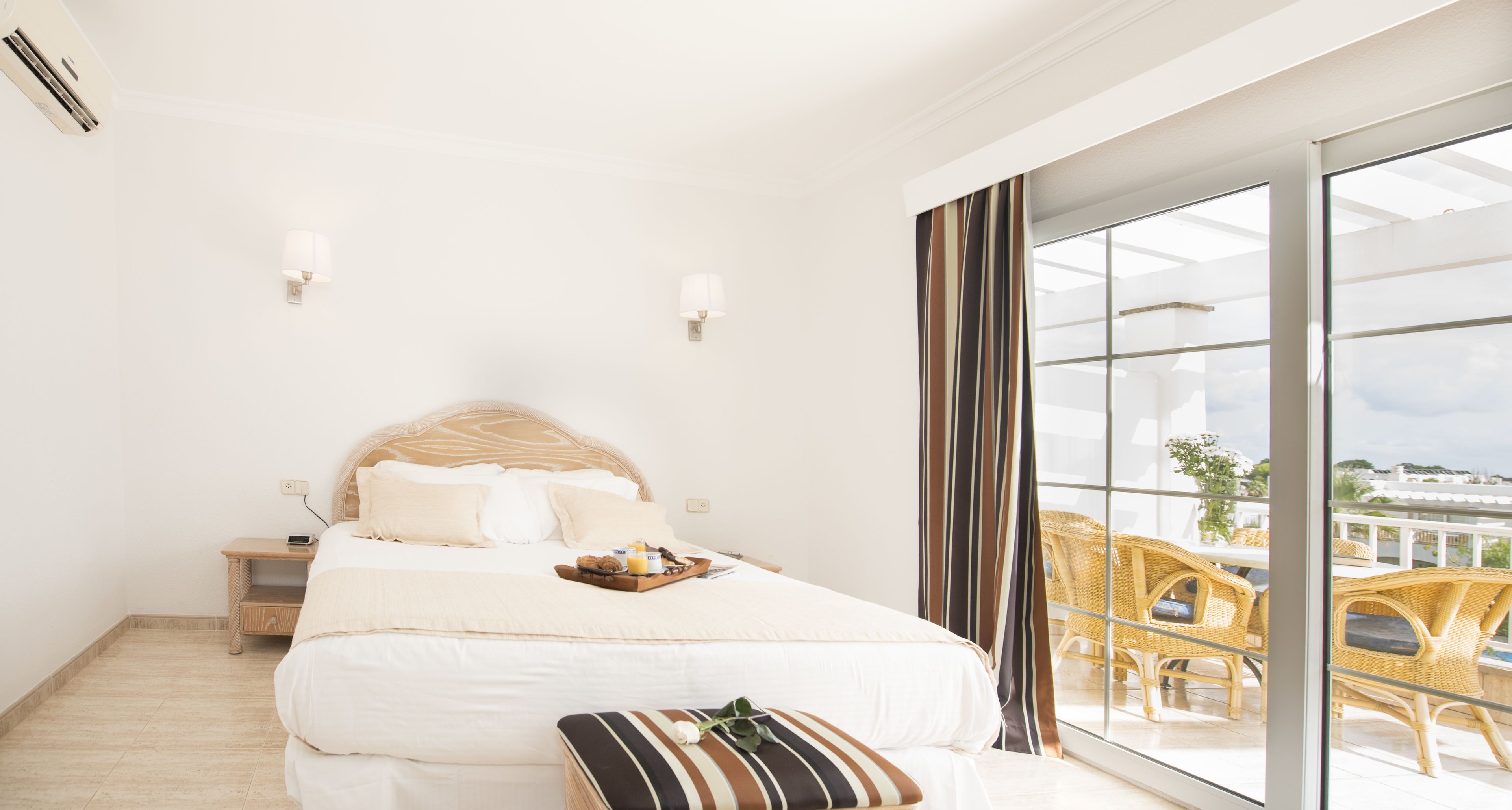 apartment, 2 bedrooms (2p) | 2 bedrooms, in-room safe, desk, iron/ironing board