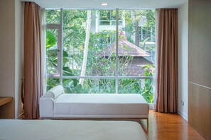 View from room - The Park Nine Hotel Srinakarin (Bangkok)