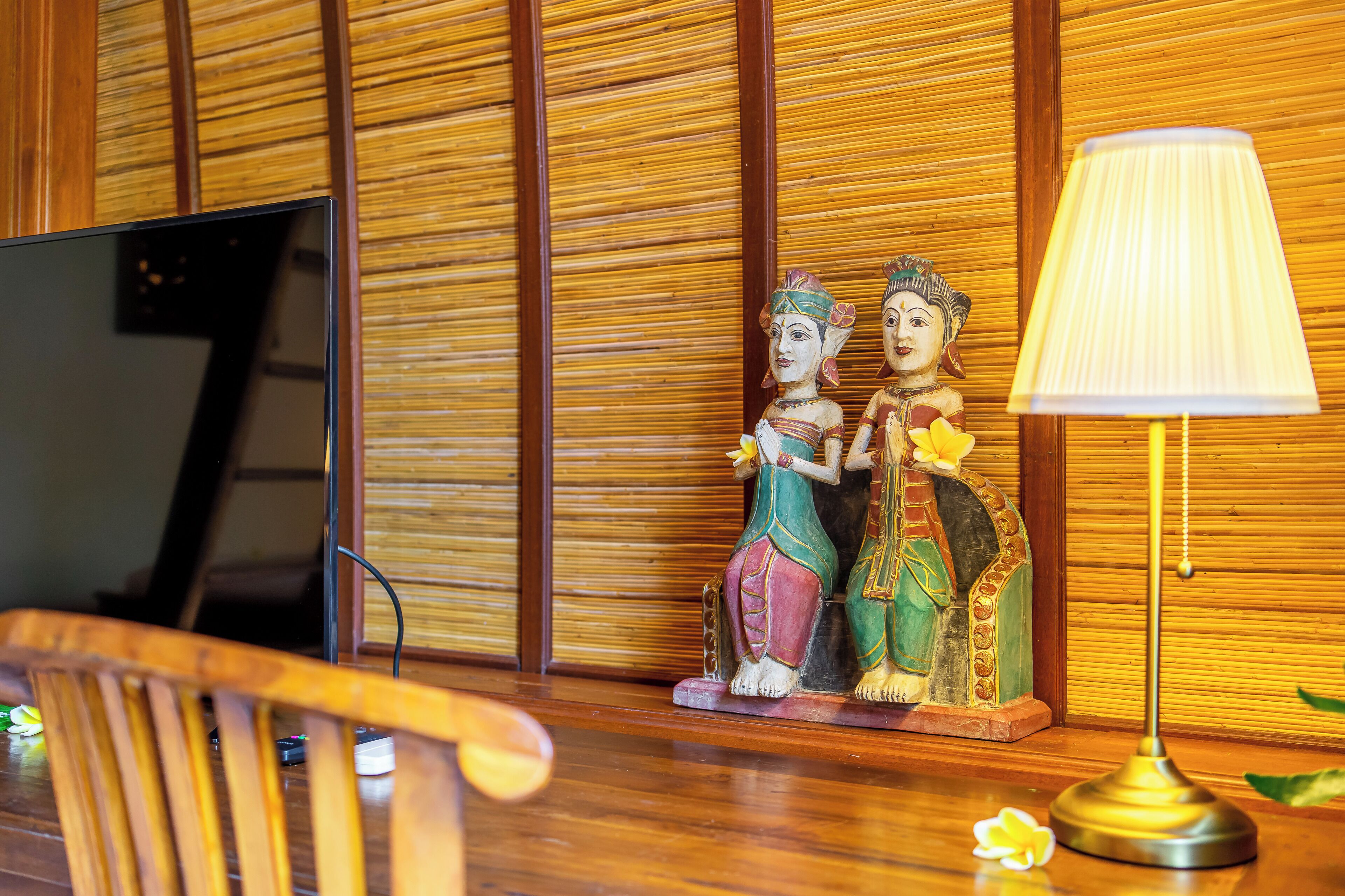 pillow-top beds, minibar, in-room safe, desk