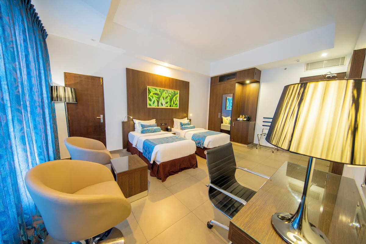 In-room safe, desk, soundproofing, iron/ironing board