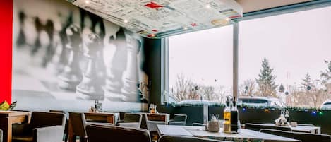 Bar (in der Unterkunft)