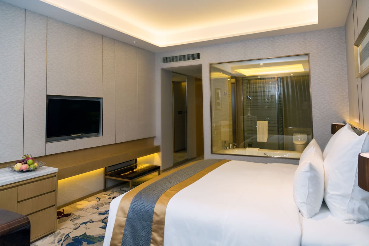 Executive Room, 1 King Bed
