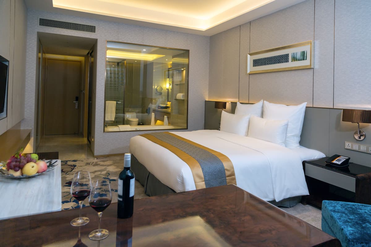 1 slaapkamer, luxe beddengoed, een minibar, een kluis op de kamer