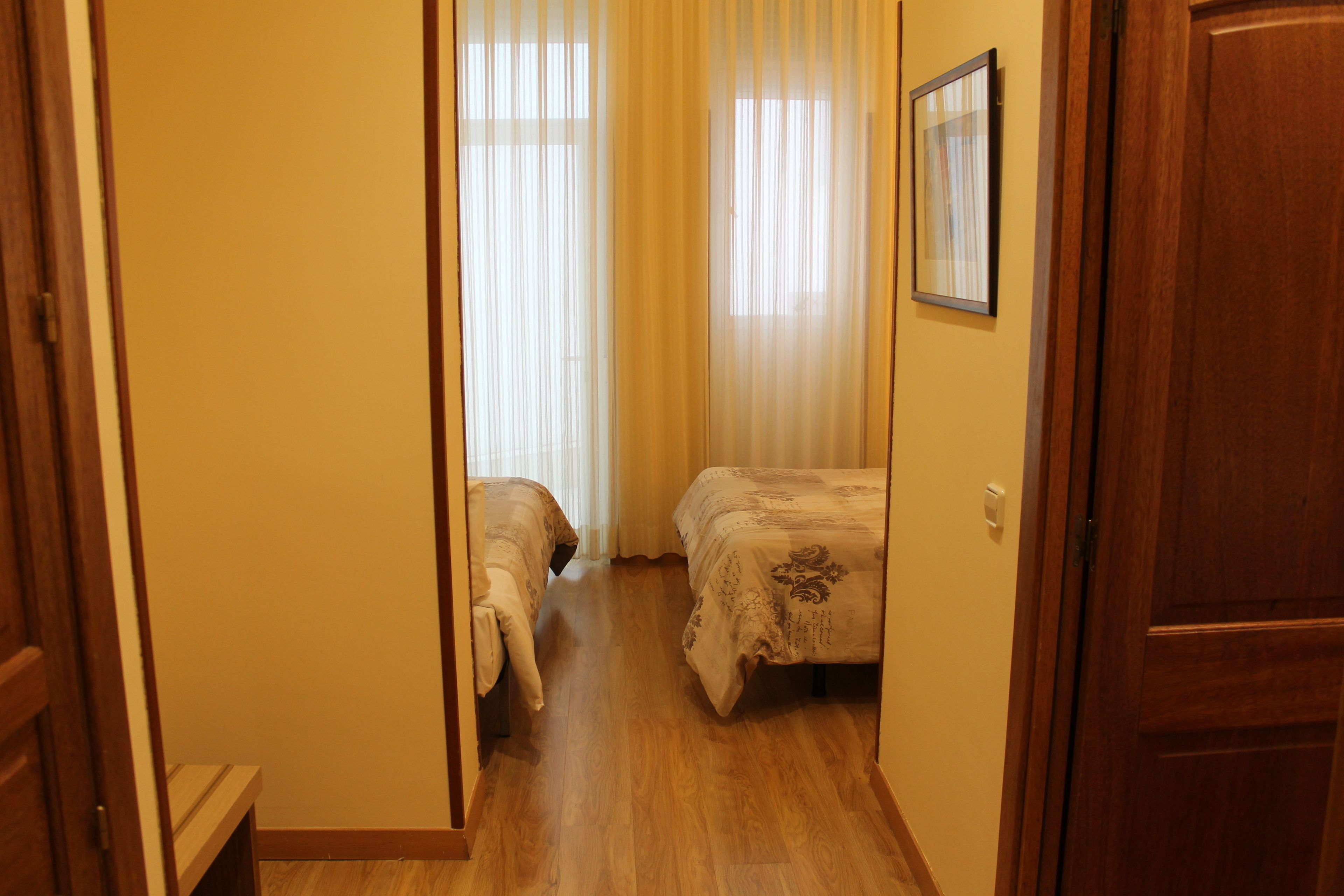 double room single use | premium bedding, down duvets, in-room safe, desk