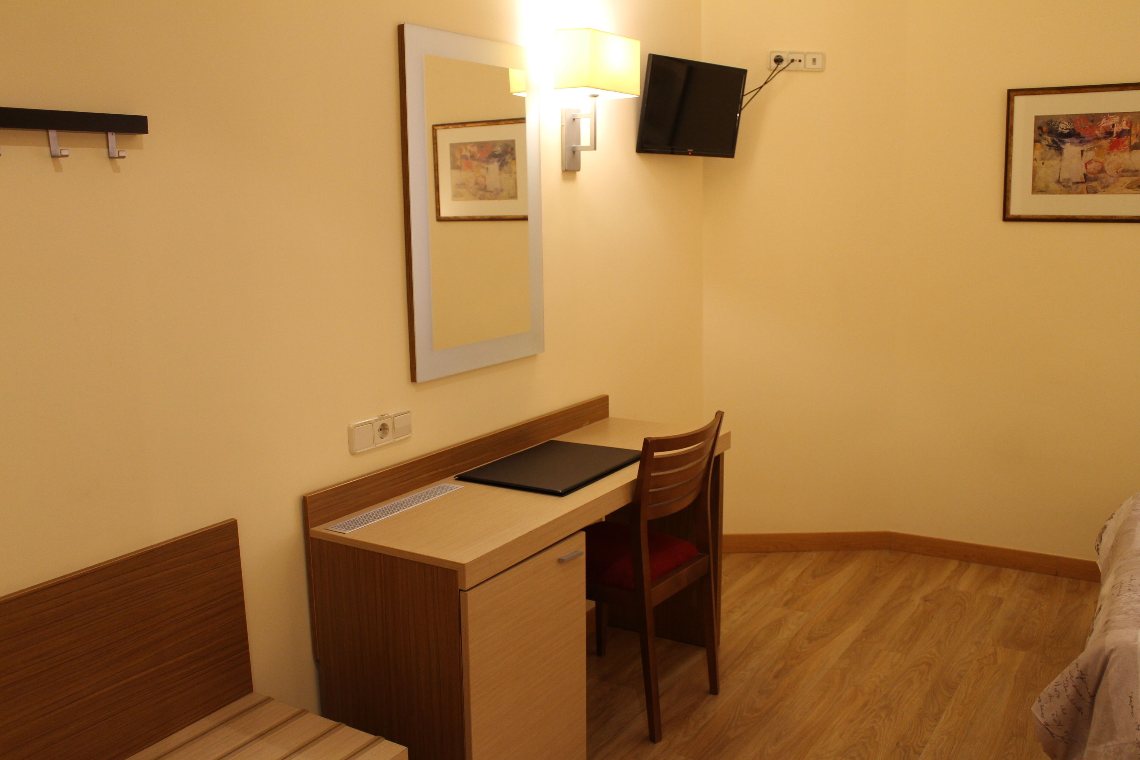 double room single use | premium bedding, down duvets, in-room safe, desk