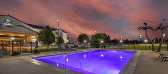 Best Western North Edge Inn