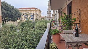 Camera Superior con balcone | Terrace/patio - B&B Eco (Pompei)