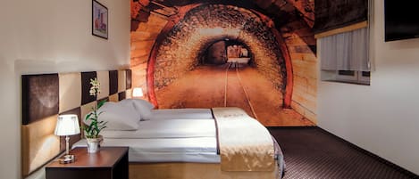 Desk, blackout drapes, iron/ironing board, free WiFi