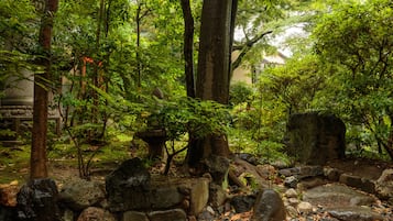 Japanese-Style Family Room ( Garden View ) with Shared Bathroom | Garden view