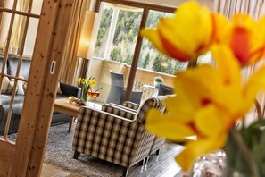 Executive Suite | 2 bedrooms, in-room safe, desk, soundproofing - Hotel Sulfner (Avelengo)