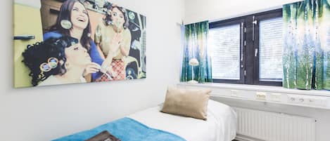 Single Room, Shared Bathroom | Premium bedding, free WiFi