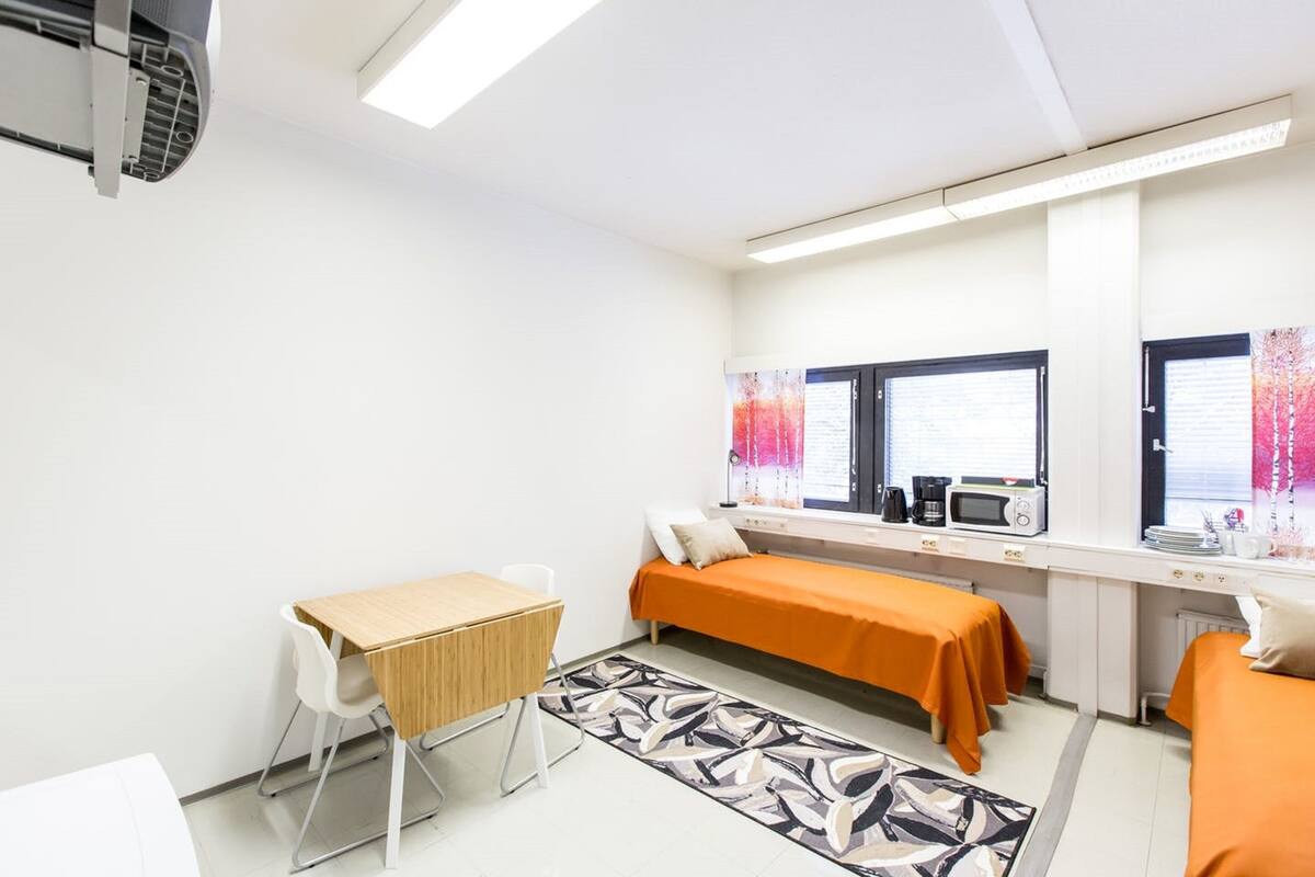 twin room, shared bathroom | premium bedding, free wifi