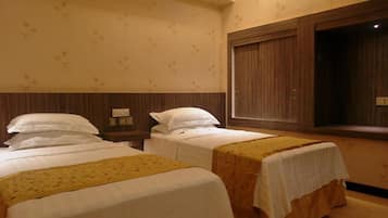 Desk, blackout curtains, iron/ironing board, free WiFi