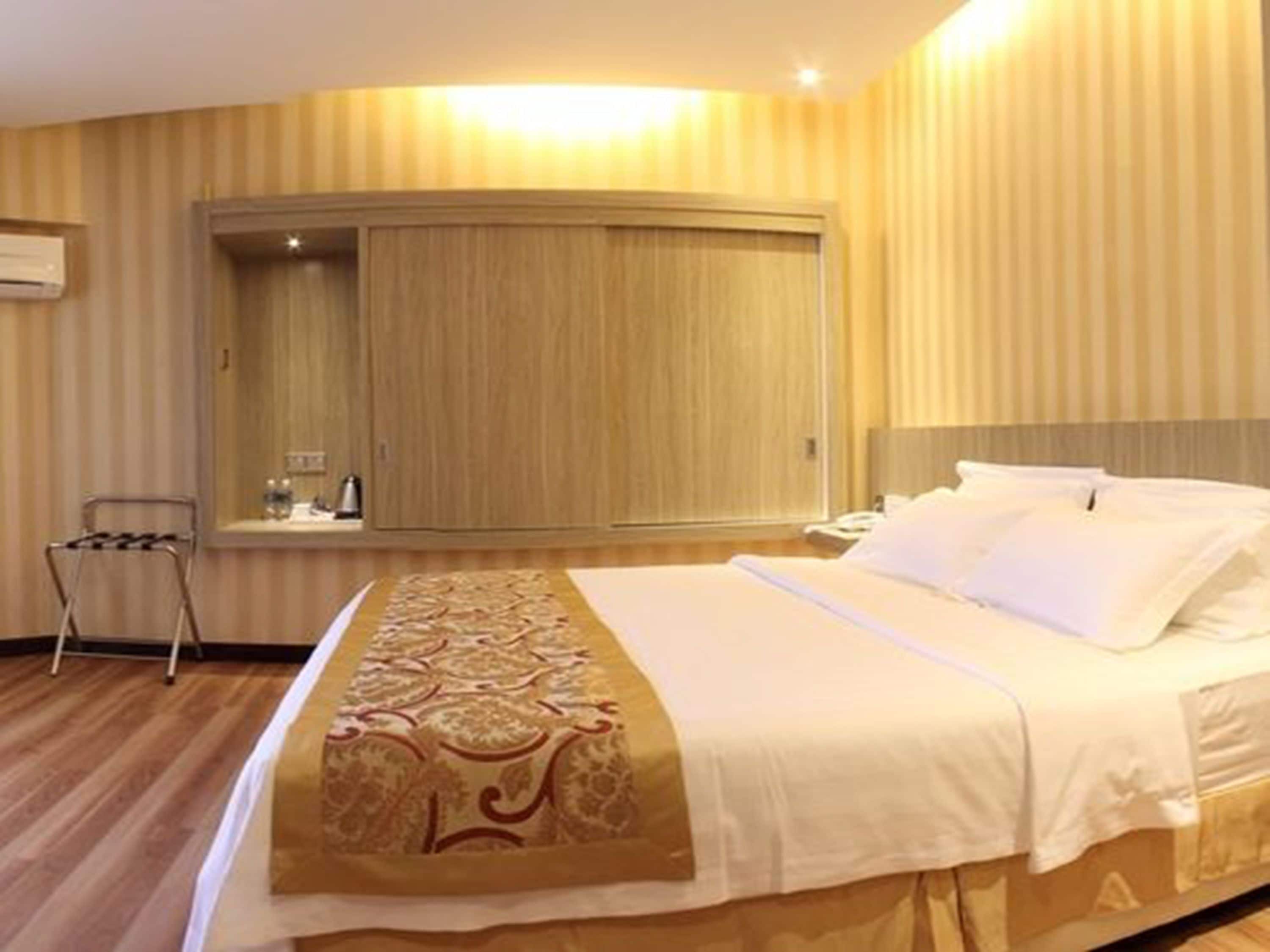superior king room | 1 bedroom, desk, blackout curtains, iron/ironing board