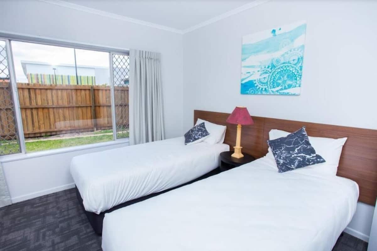 Desk, iron/ironing board, free WiFi, bed sheets