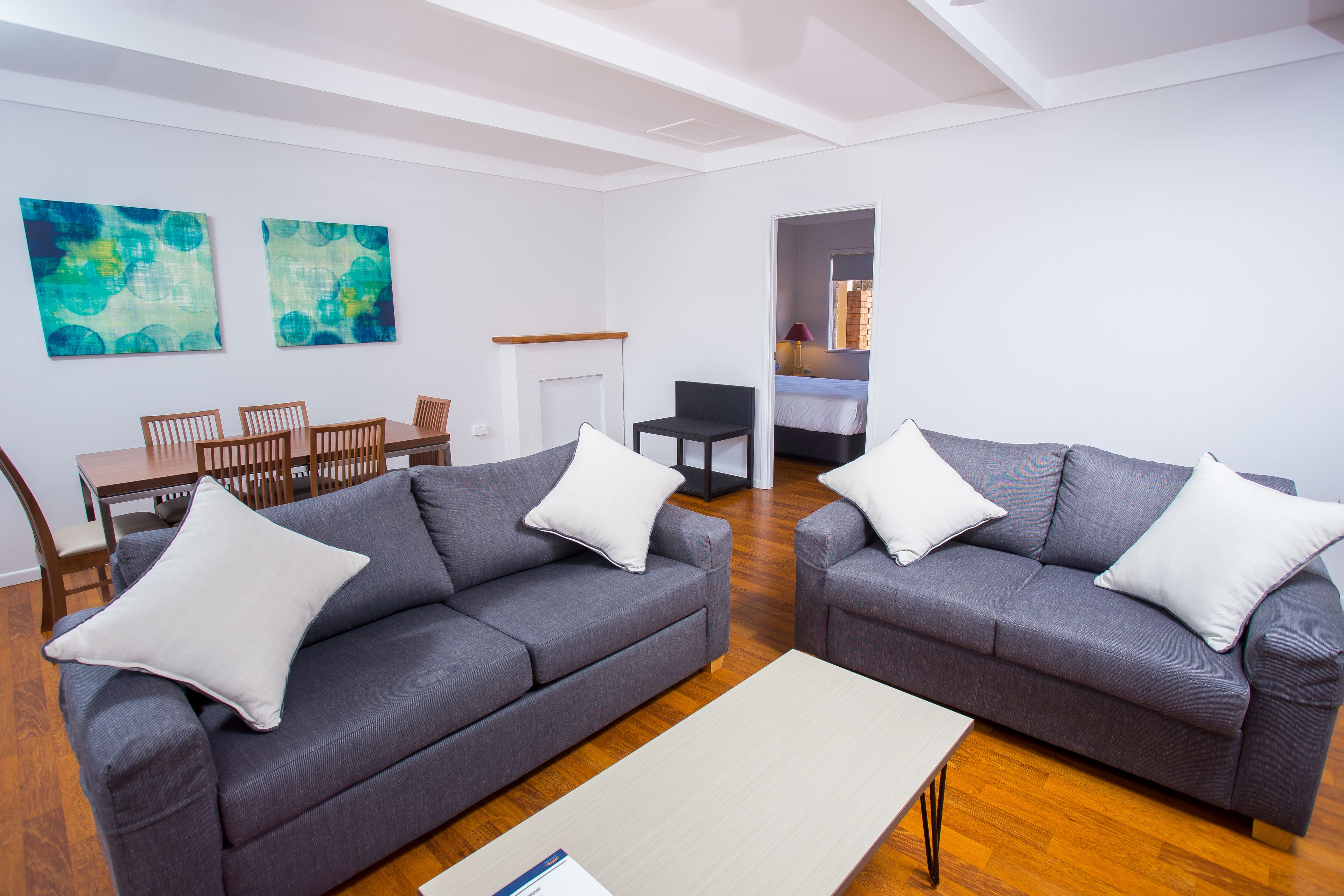 Apartamento, 2 quartos | Escrivaninha, ferros/tábuas de passar roupa, Wi-Fi de cortesia