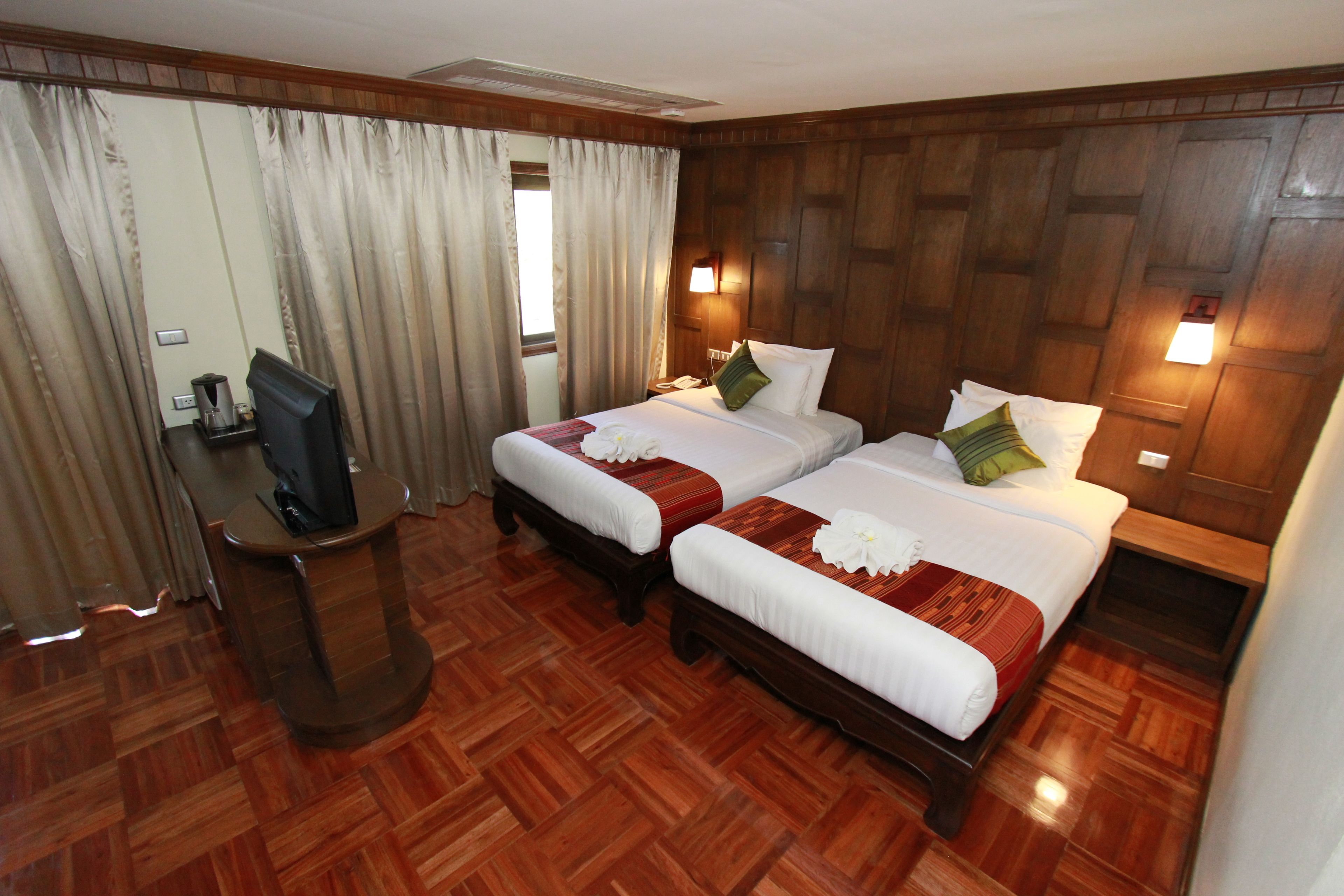 deluxe plus room  | in-room safe, free cots/infant beds, rollaway beds, free wifi