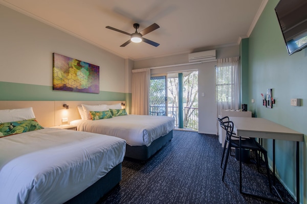 Minibar, desk, iron/ironing board, free WiFi