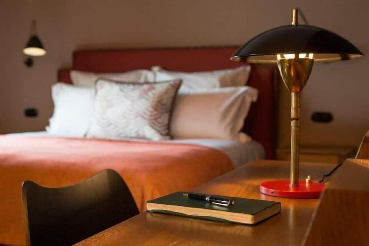 1 chambre, literie de qualité, minibar, coffre-fort
