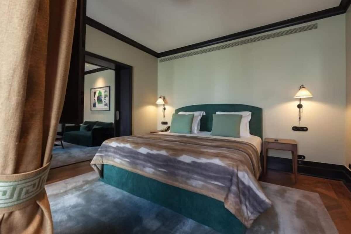 1 chambre, literie de qualité, minibar, coffre-fort